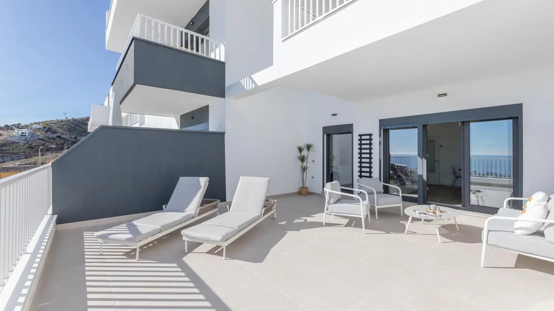 Vb Encinar 3Bdr Apt Sea Views Benalmádena 0*,  İspanya